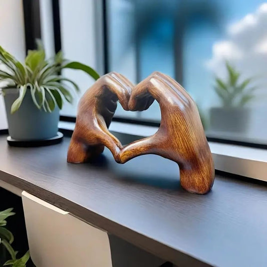 HeartBond™ Herzgesten-Skulptur – Eine zeitlose Erinnerung an Liebe und Verbundenheit