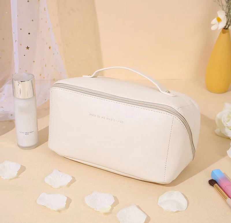 BeautyCruise™ Kosmetikorganizer für entspanntes Reisen