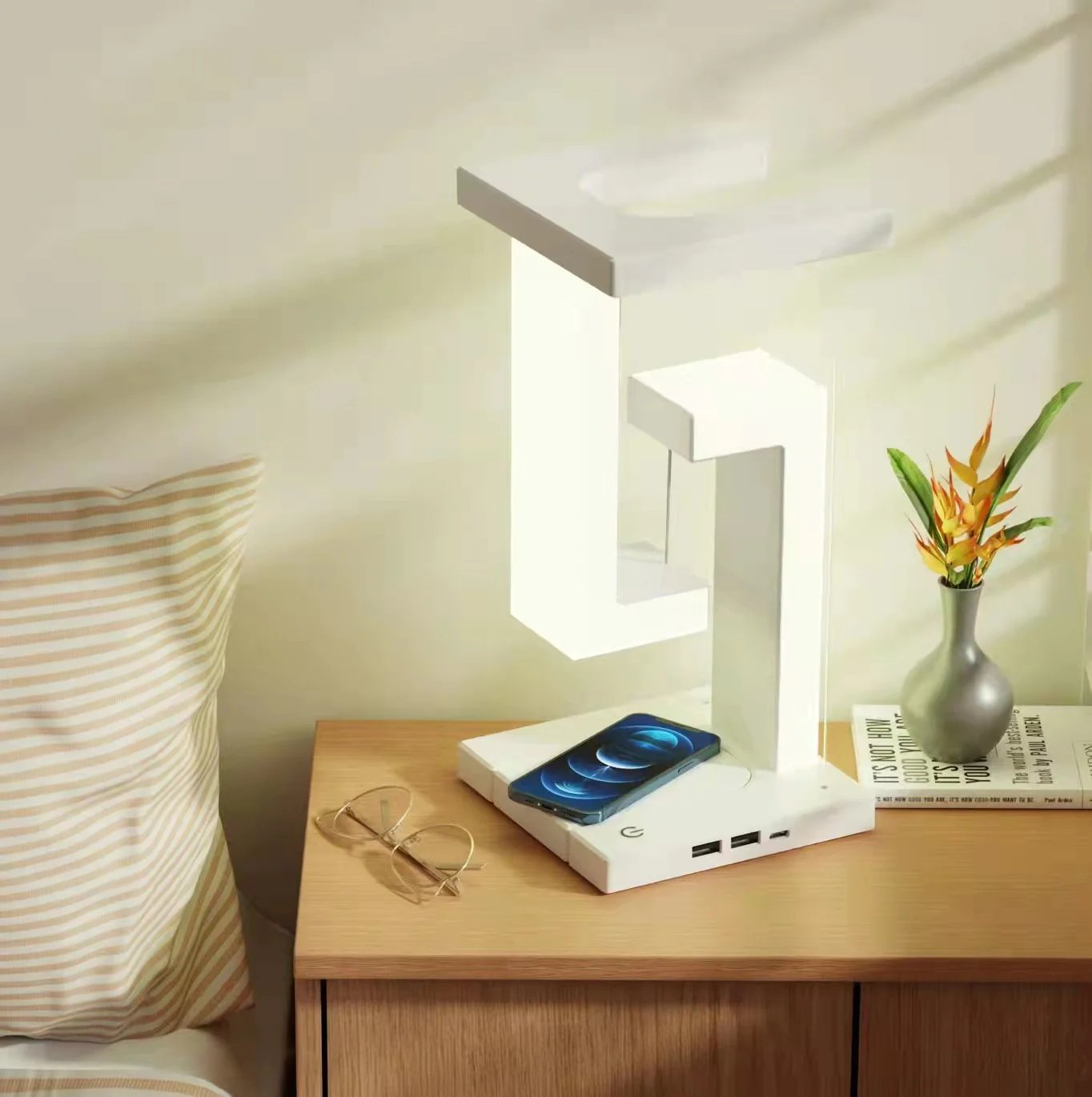 LumiFloat™ Magische Schwebelampe mit Ladefunktion